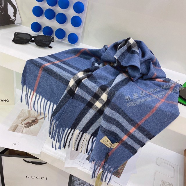 Burberry雙面印花羊絨粗紡圍巾 巴寶莉2021新款女士格紋流蘇圍巾  mmj1327